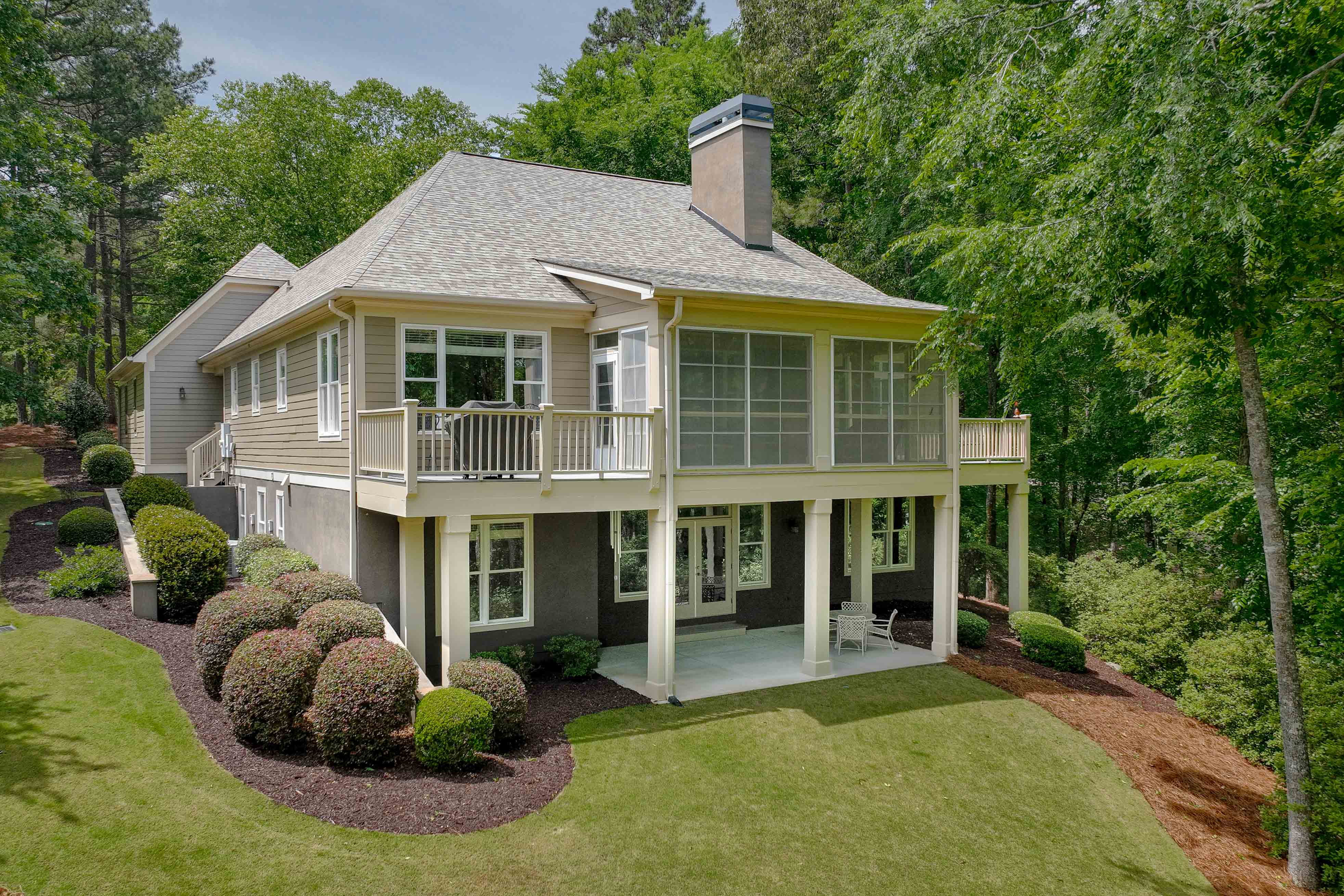 1011 Dejarnet Court image 2